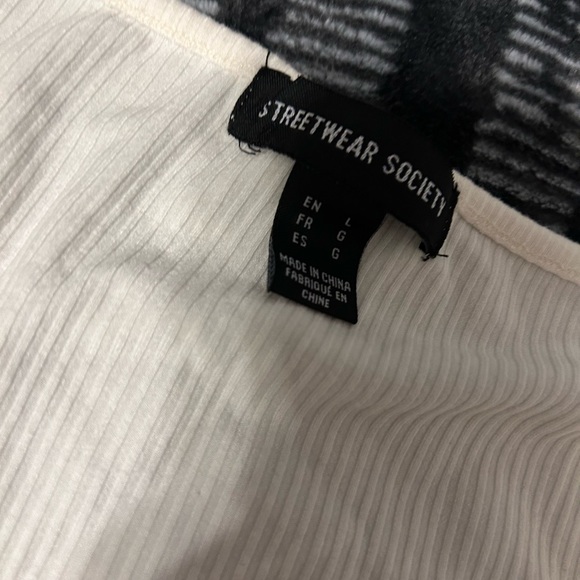 Size large off white corset style top - Picture 2 of 3